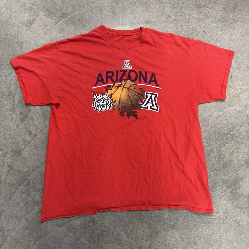 Vintage Arizona University Basetball T-Shirt 90's Red Short Sleeve Tee Large
